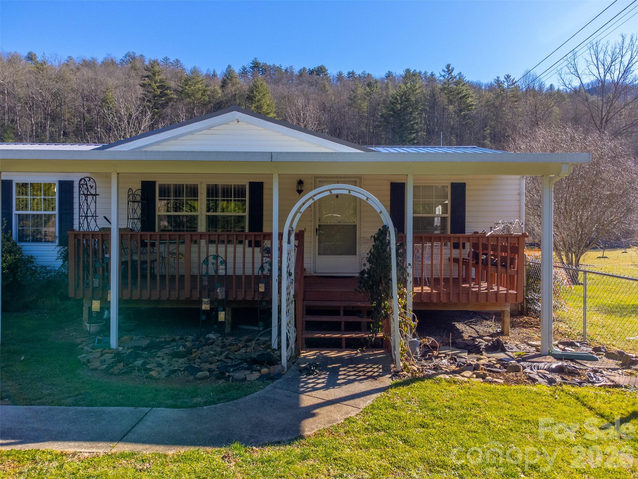7581 Highway 441 Highway S Sylva NC 28779