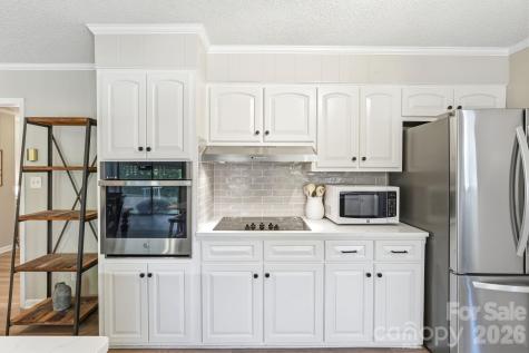 1556 Nottingham Drive Newton NC 28658