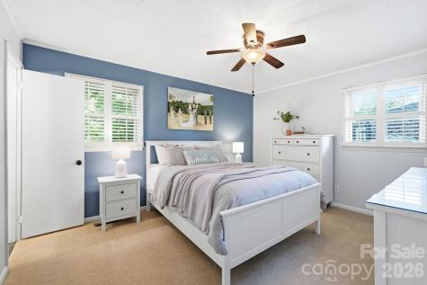 1556 Nottingham Drive Newton NC 28658