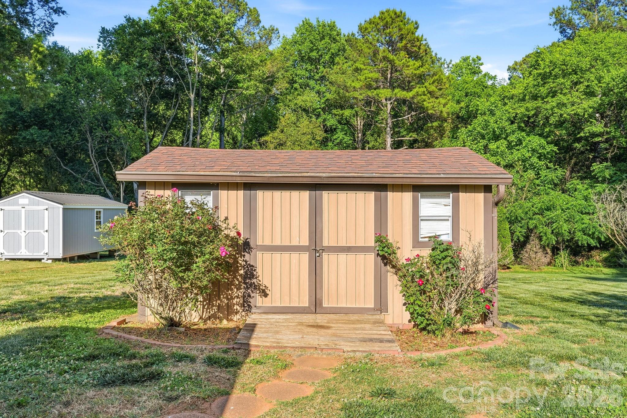 1556 Nottingham Drive Newton NC 28658