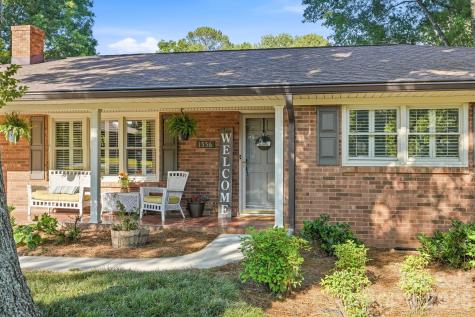 1556 Nottingham Drive Newton NC 28658