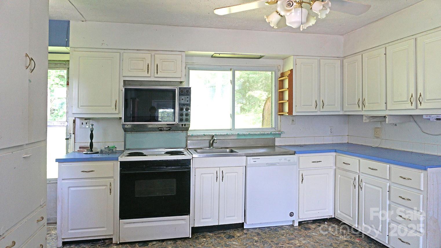 57 Sizer Drive Mills River NC 28759