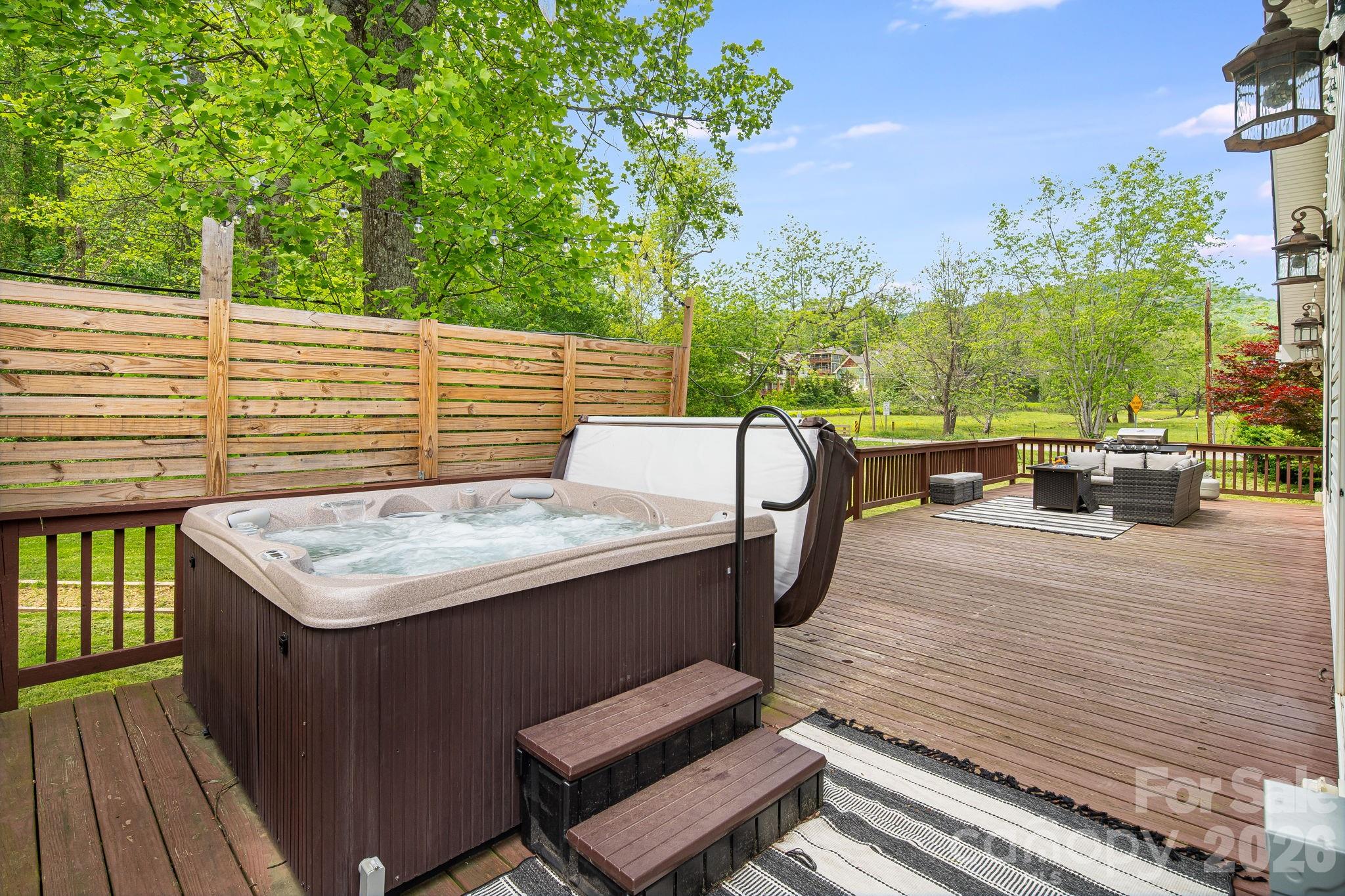 101 Mcfalls Road Asheville NC 28805
