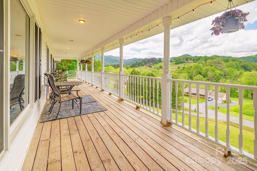 908 Newfound Road Leicester NC 28748