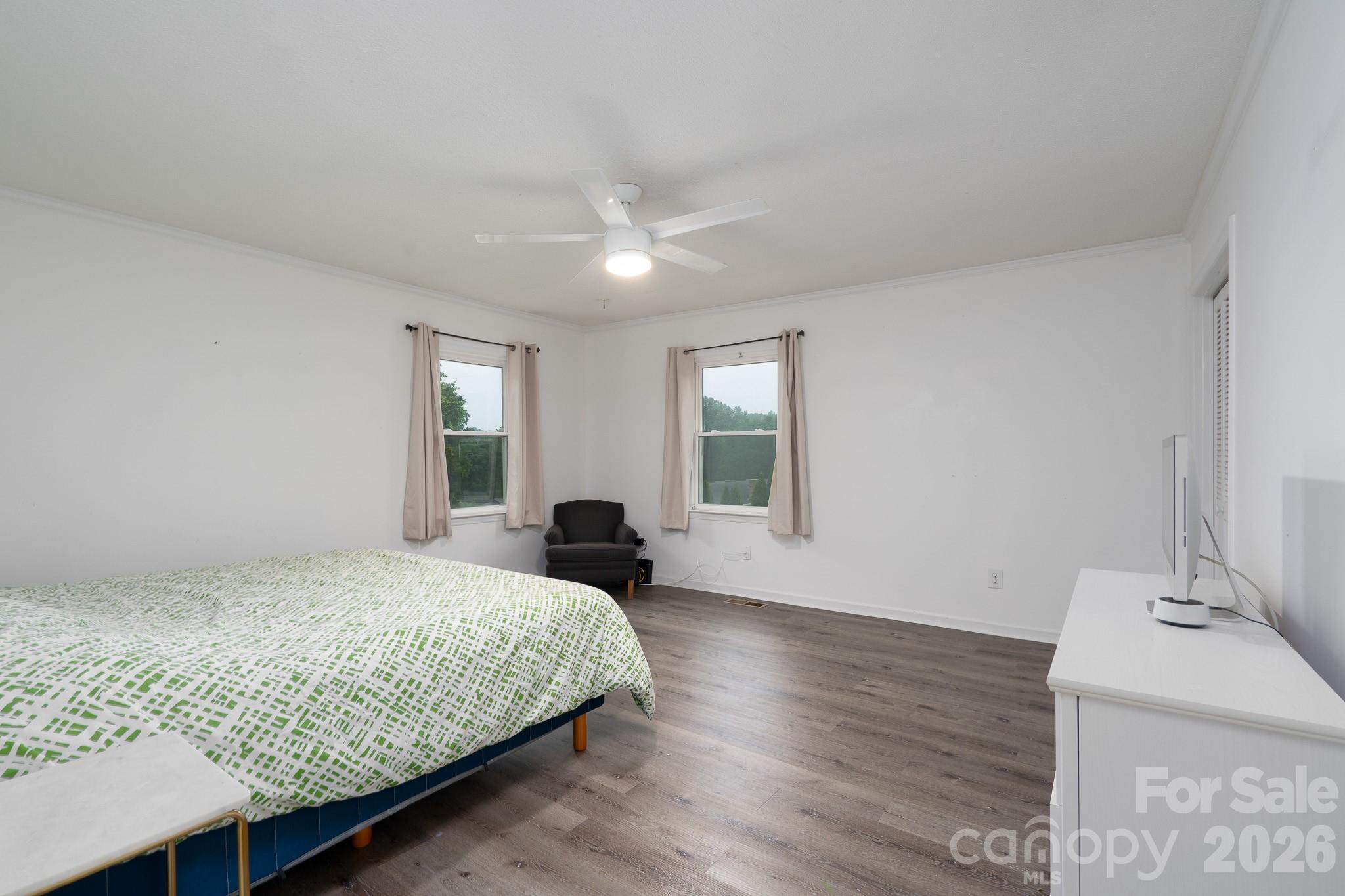 1709 Essen Lane Gastonia NC 28054