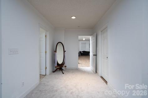 1709 Essen Lane Gastonia NC 28054