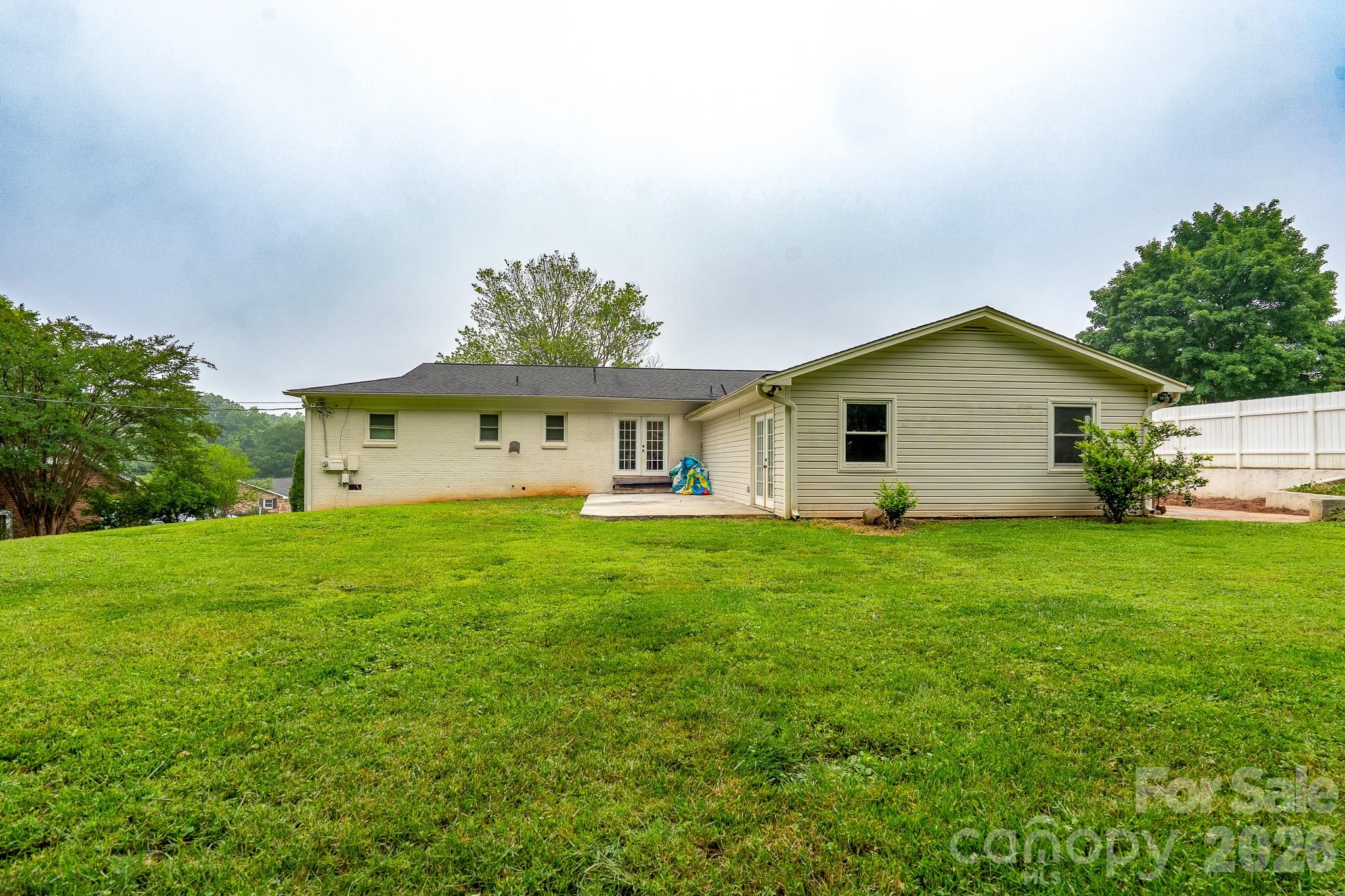 1709 Essen Lane Gastonia NC 28054