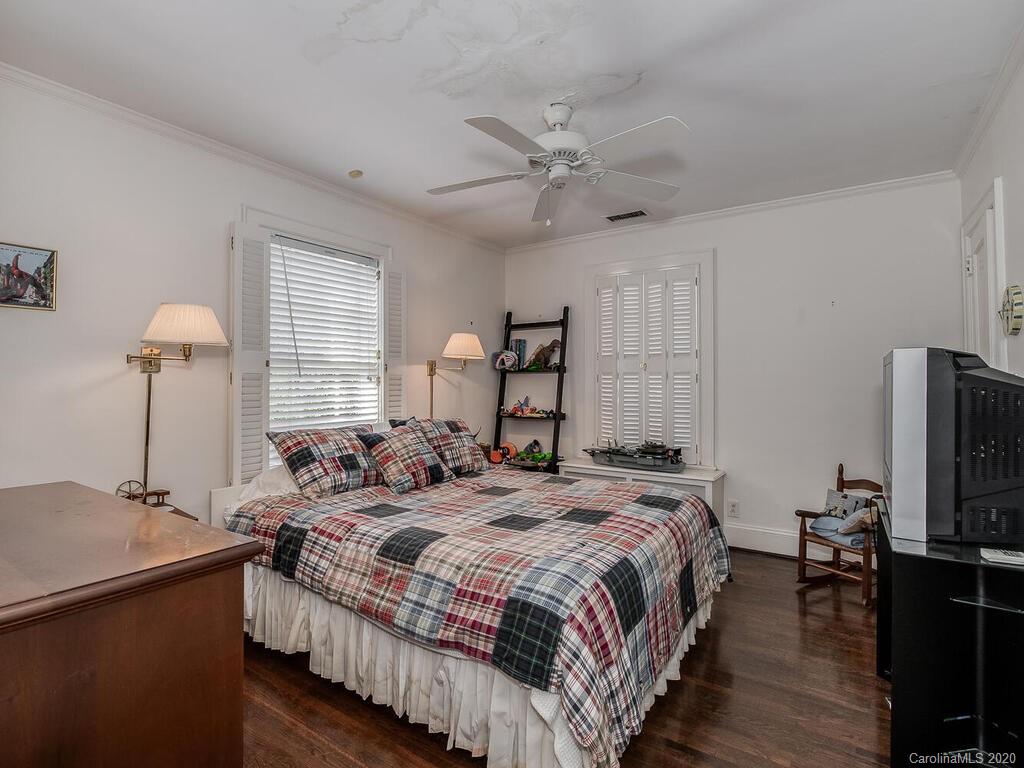 2036 Radcliffe Avenue Charlotte NC 28207