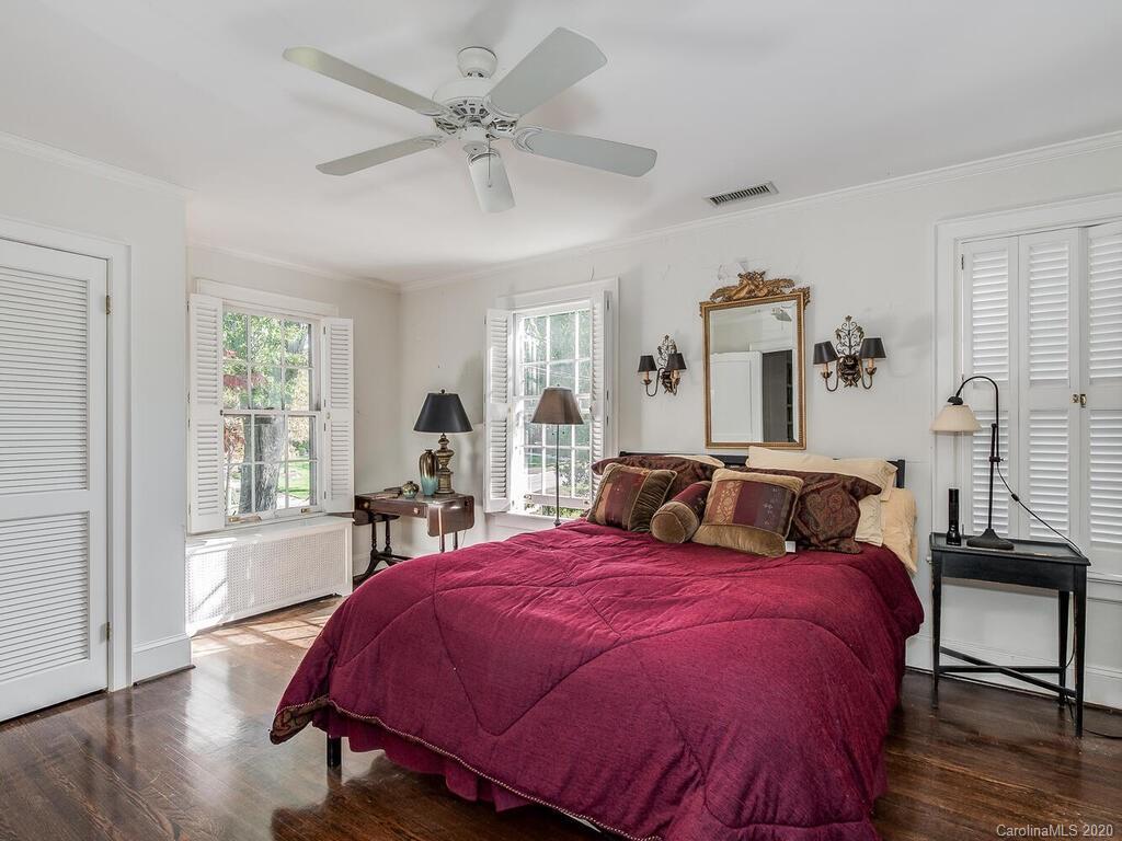 2036 Radcliffe Avenue Charlotte NC 28207