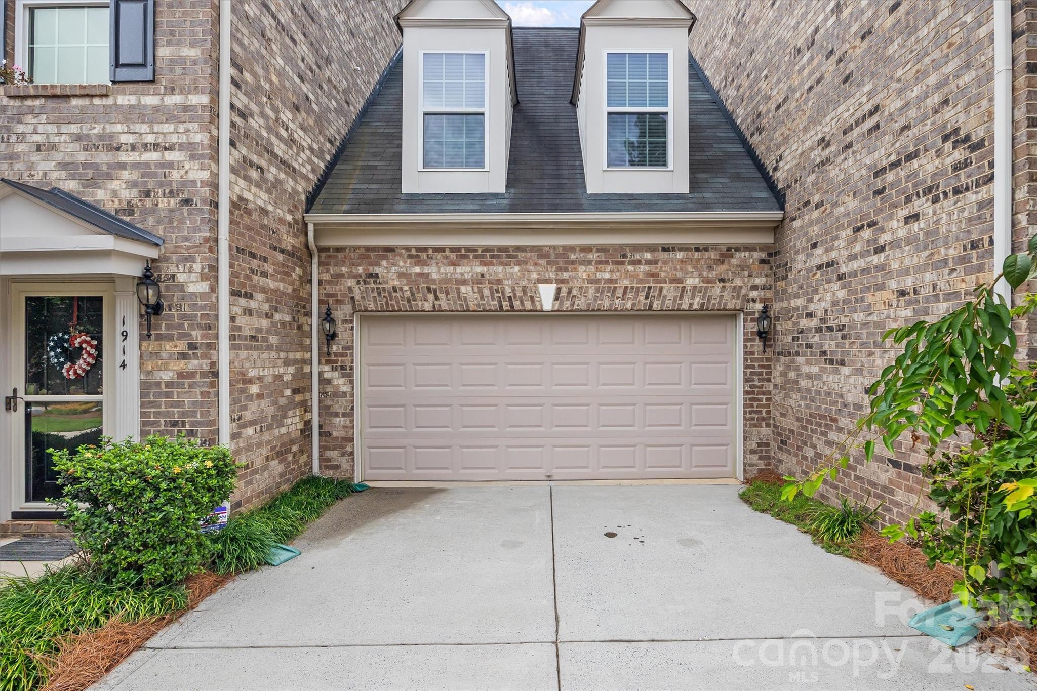 1914 Colony Line Court Charlotte NC 28210