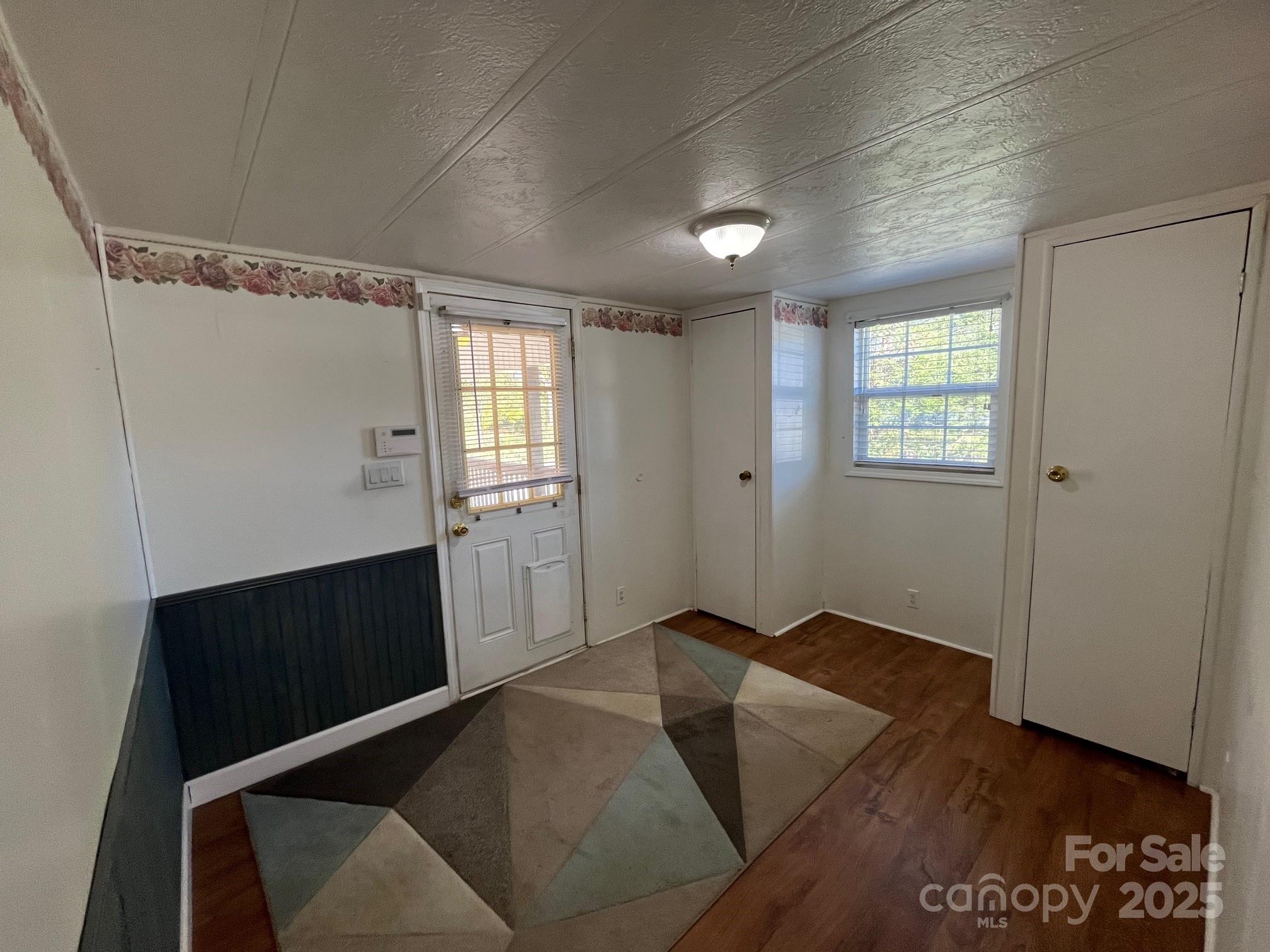 29 E Mitchell Street Old Fort NC 28762