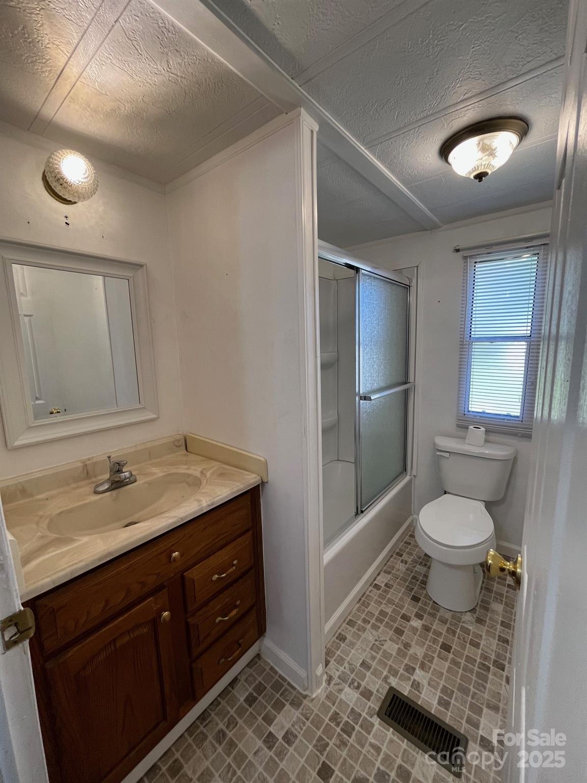 29 E Mitchell Street Old Fort NC 28762