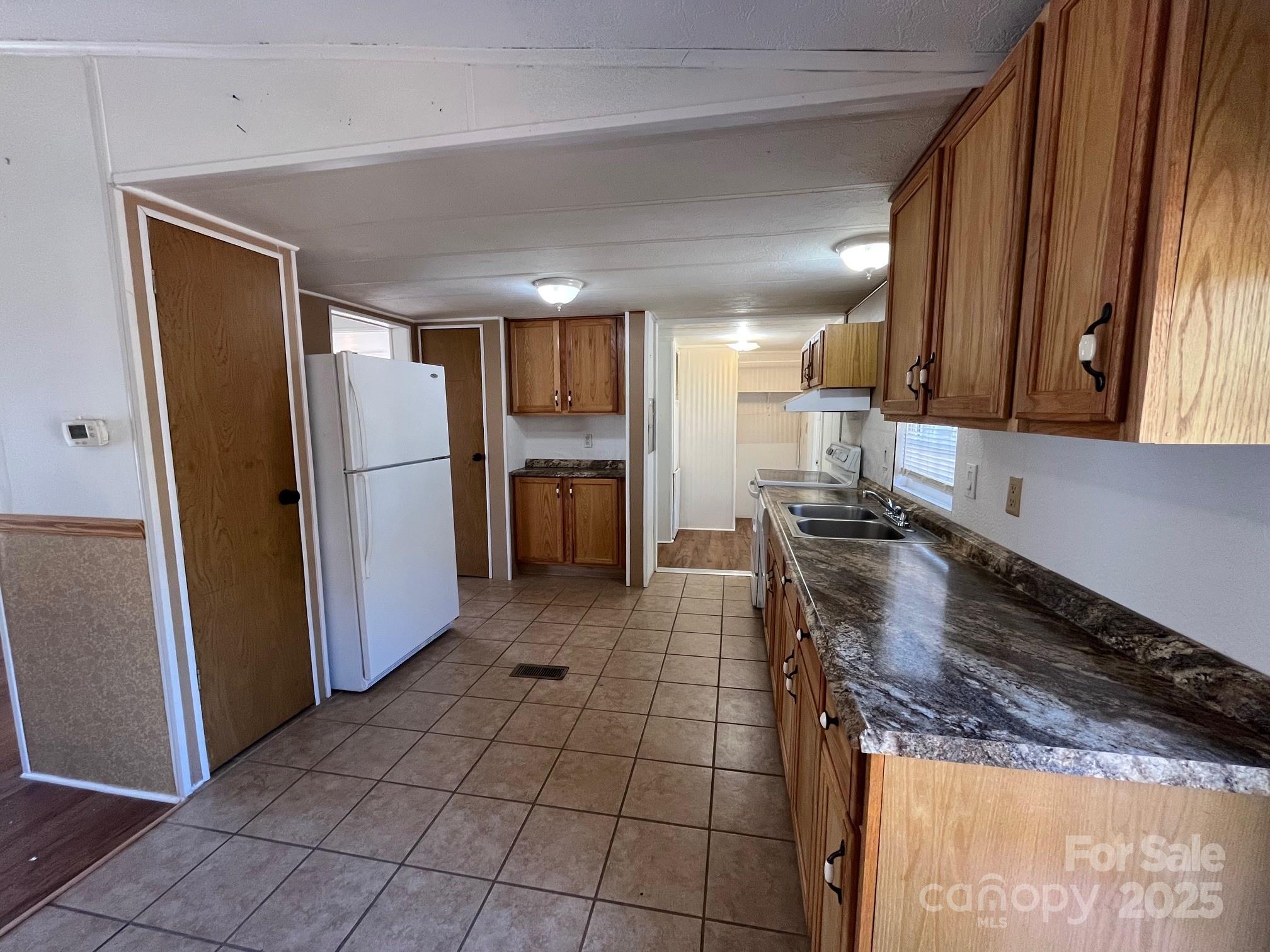 29 E Mitchell Street Old Fort NC 28762