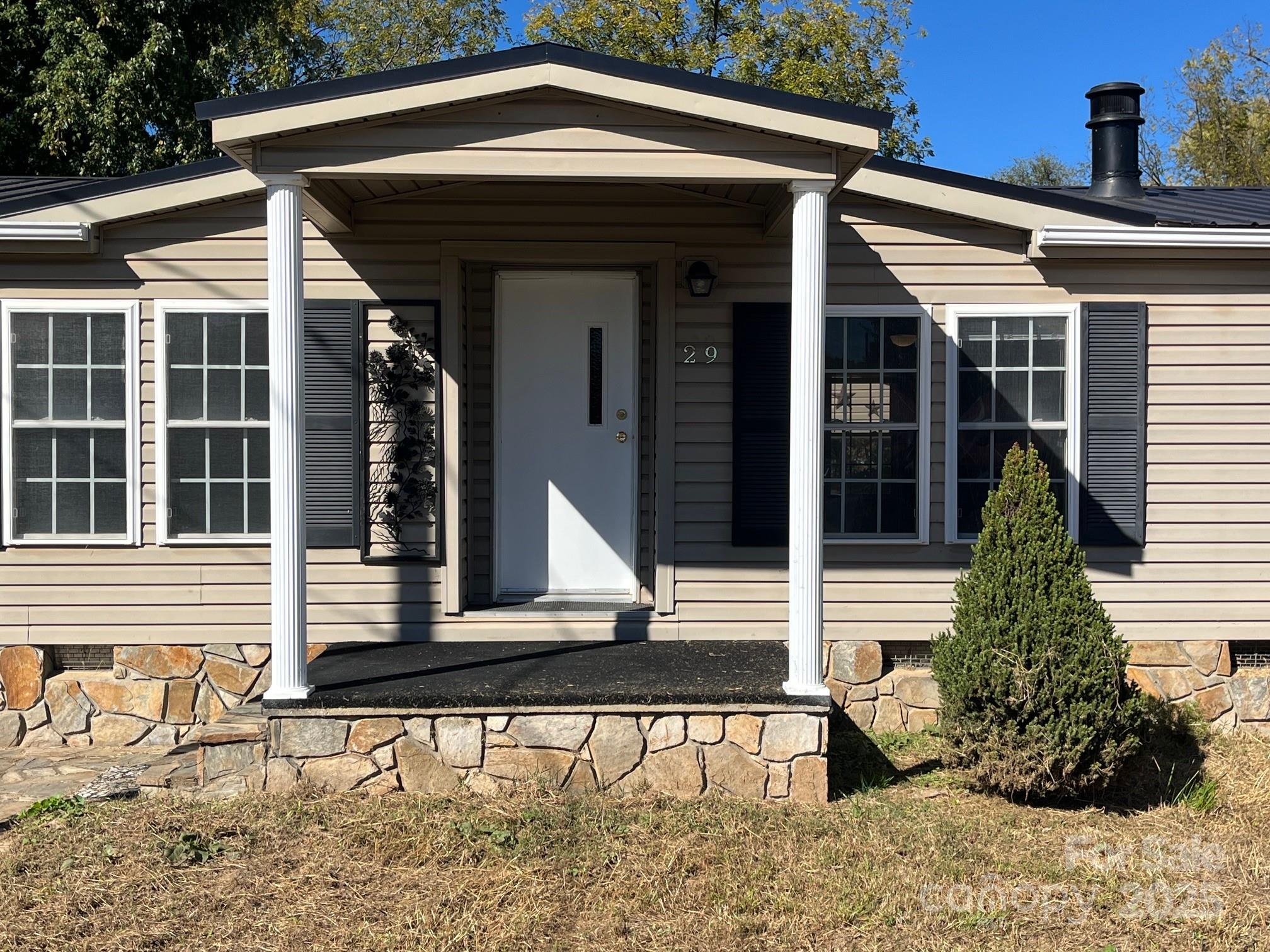 29 E Mitchell Street Old Fort NC 28762