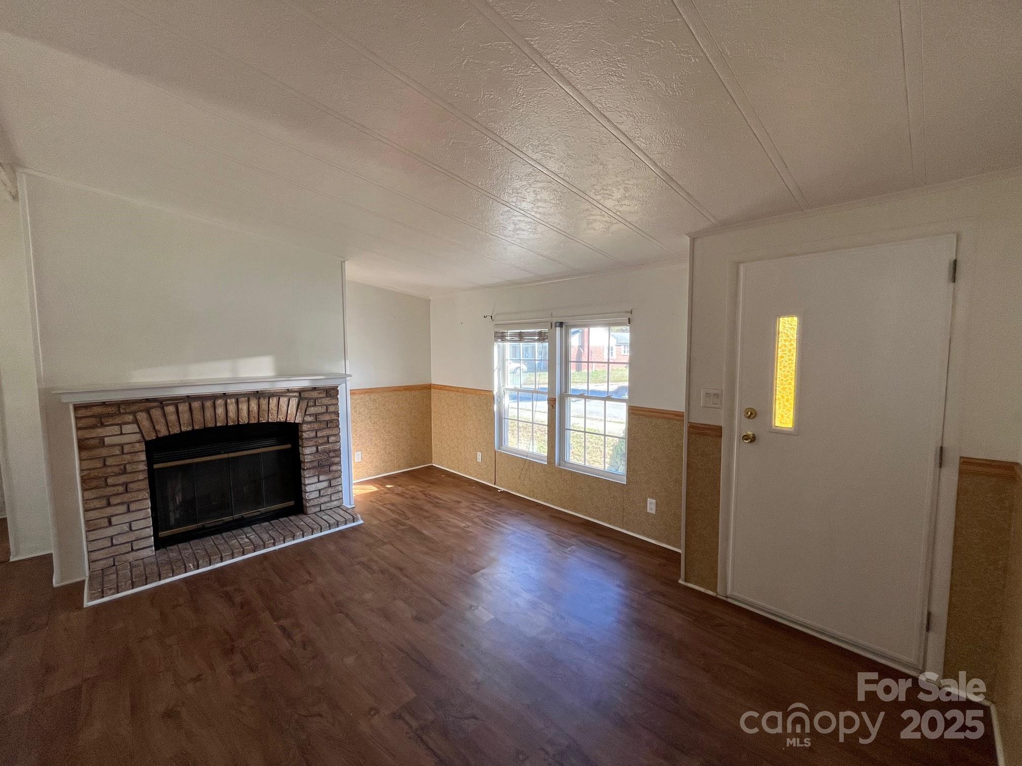 29 E Mitchell Street Old Fort NC 28762