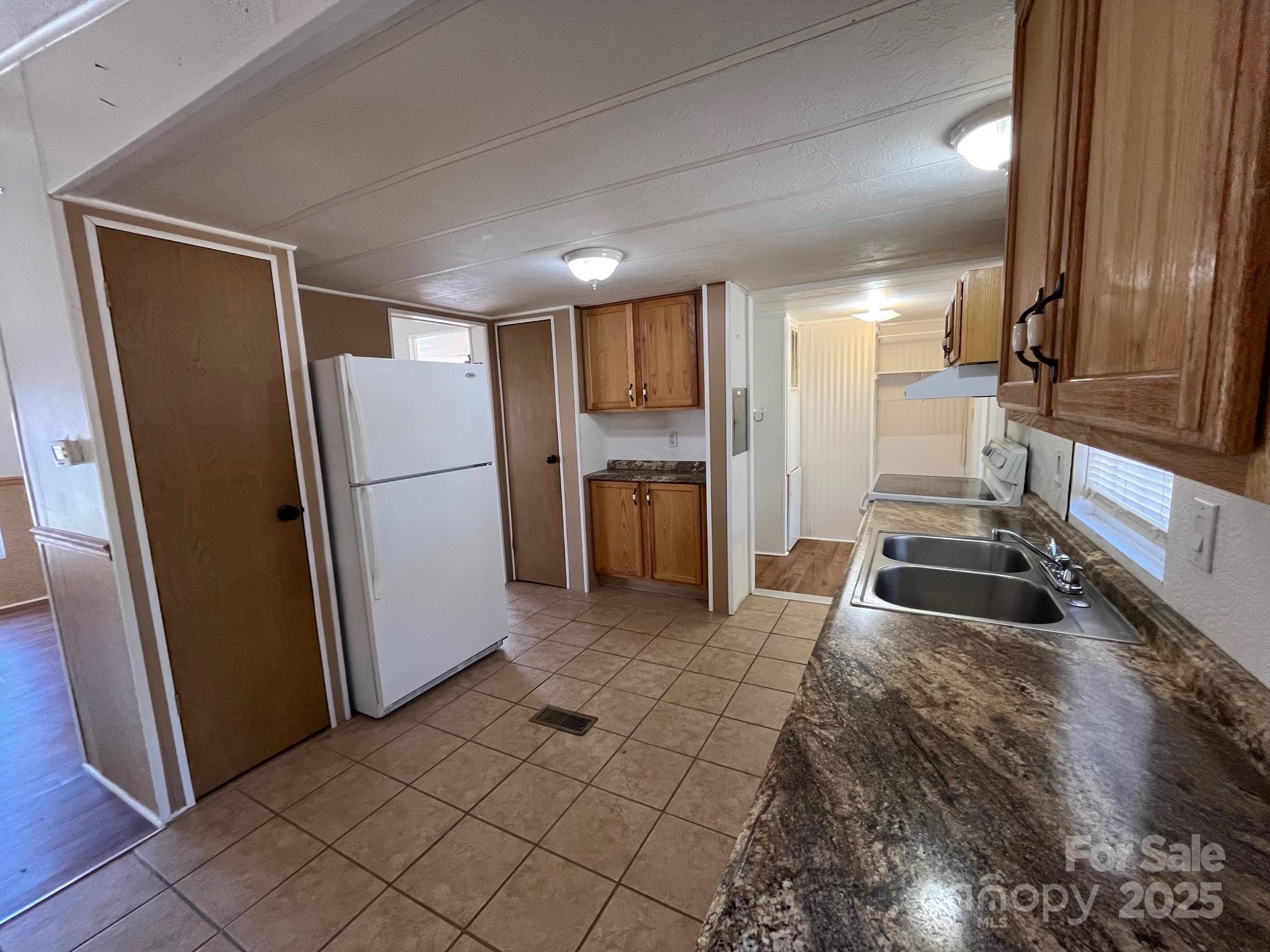 29 E Mitchell Street Old Fort NC 28762