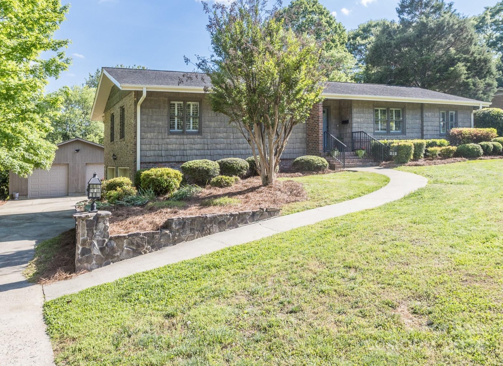 212 Walnut Avenue Mount Holly NC 28120