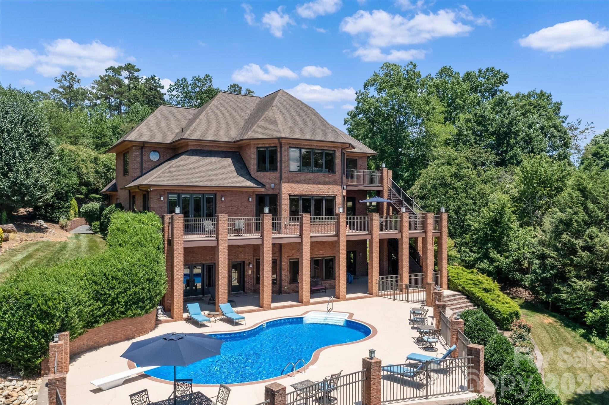 368 Players Ridge Road Hickory NC 28601
