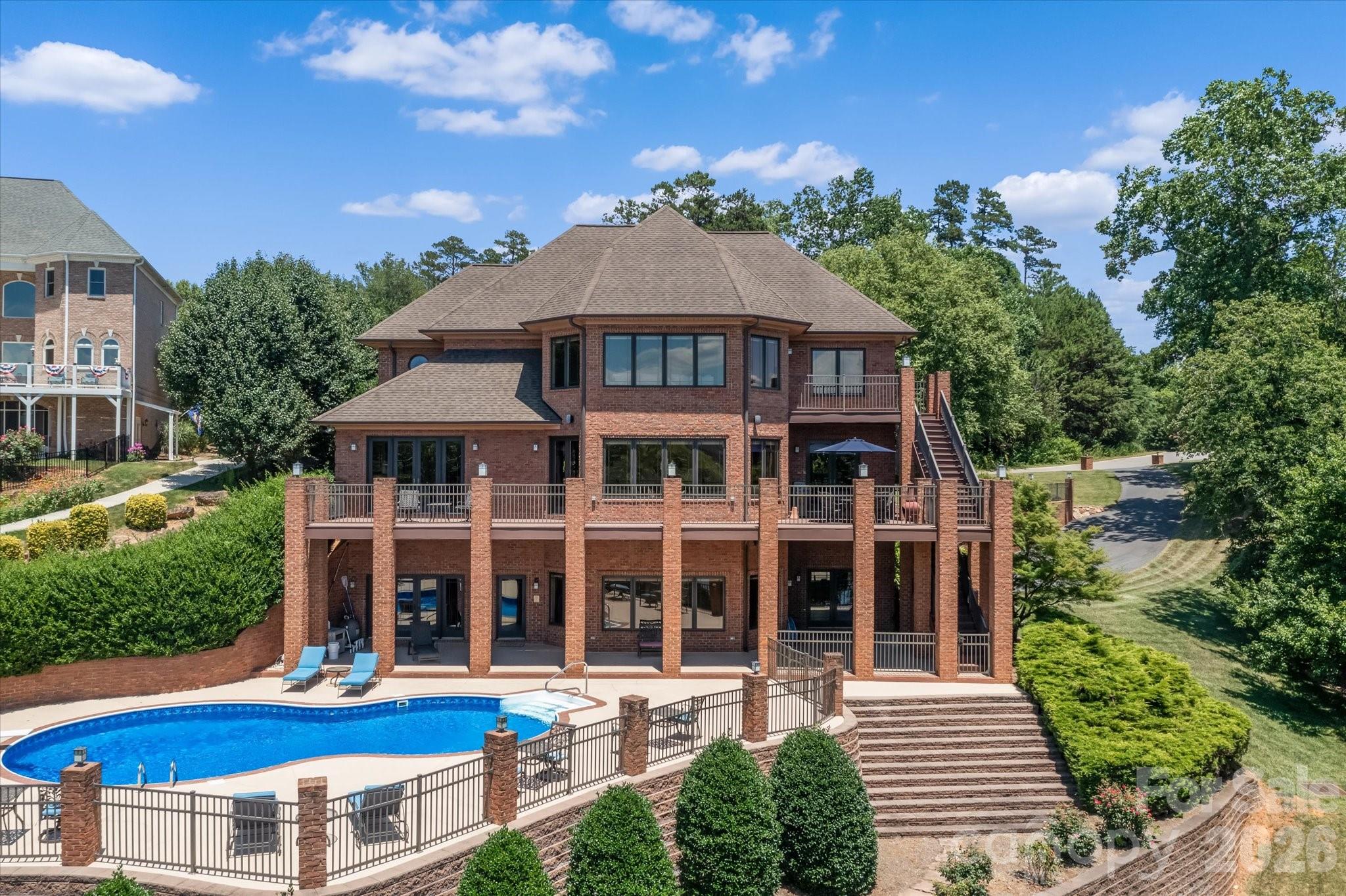 368 Players Ridge Road Hickory NC 28601