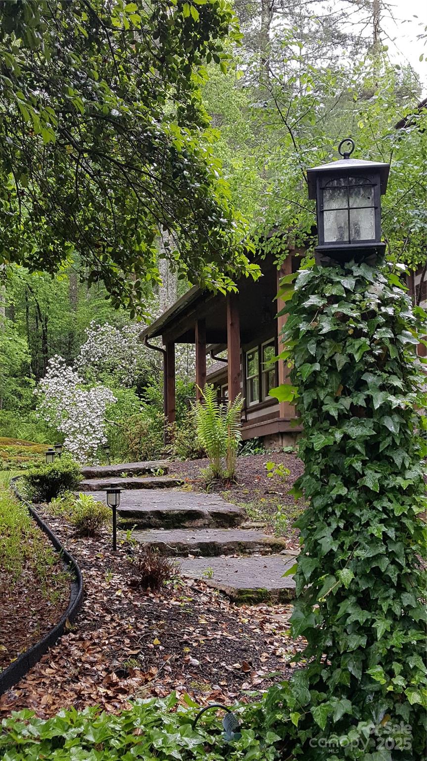 142 Cherrywood Lane Pisgah Forest NC 28768