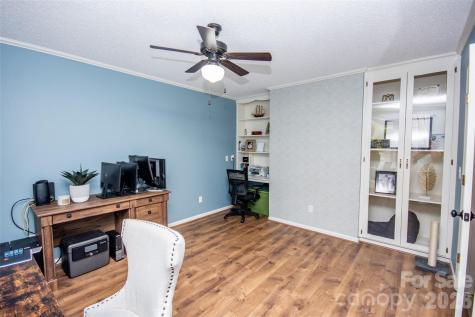 2193 Hawthorne Lane Wilkesboro NC 28697