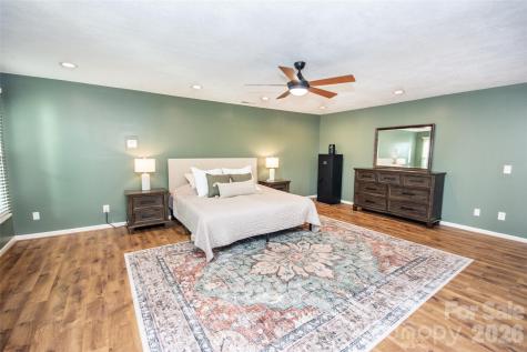 2193 Hawthorne Lane Wilkesboro NC 28697