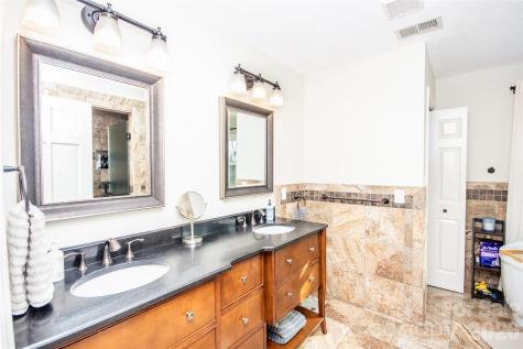 2193 Hawthorne Lane Wilkesboro NC 28697
