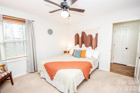 2193 Hawthorne Lane Wilkesboro NC 28697