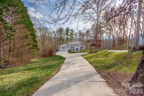 2193 Hawthorne Lane Wilkesboro NC 28697