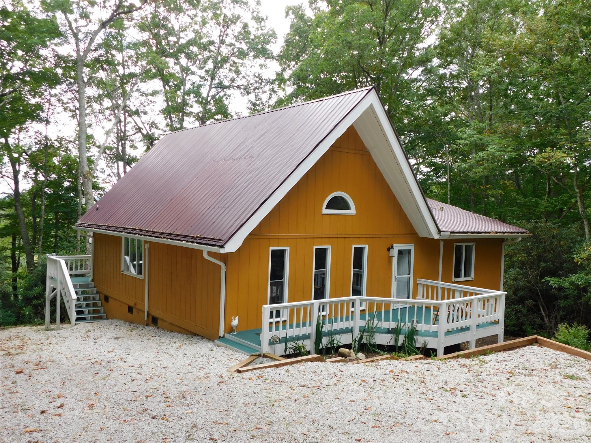 365 Trout Brook Loop Newland NC 28657