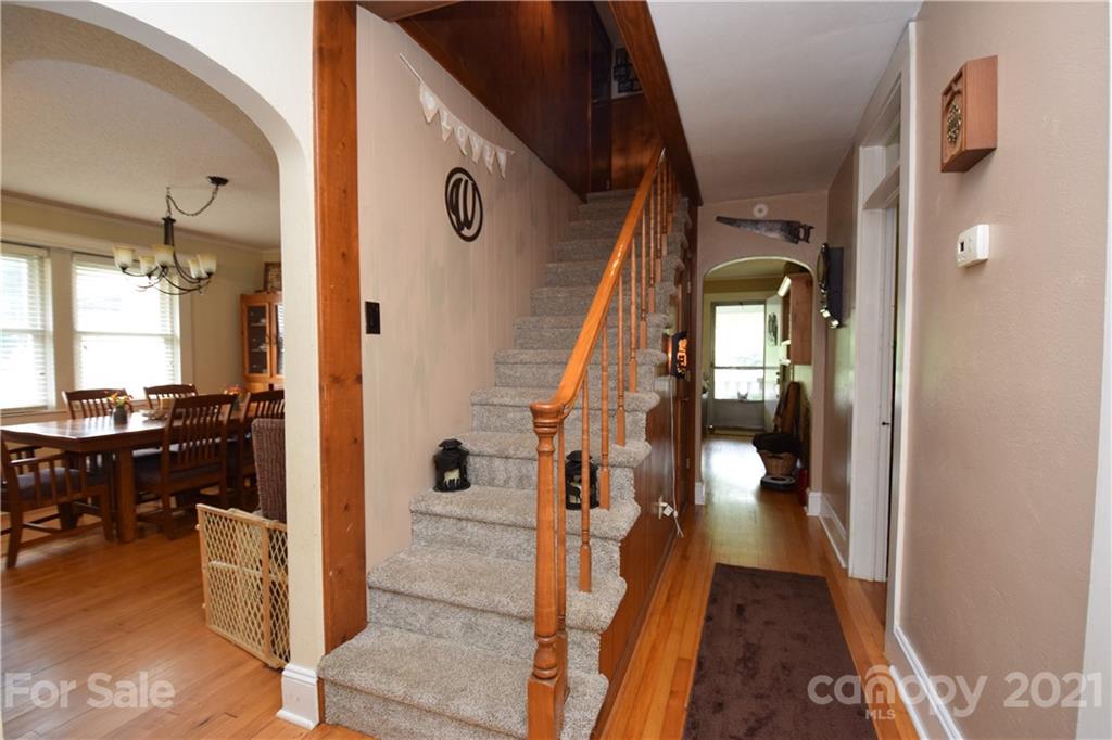 29 Cattail Creek Road Burnsville NC 28714