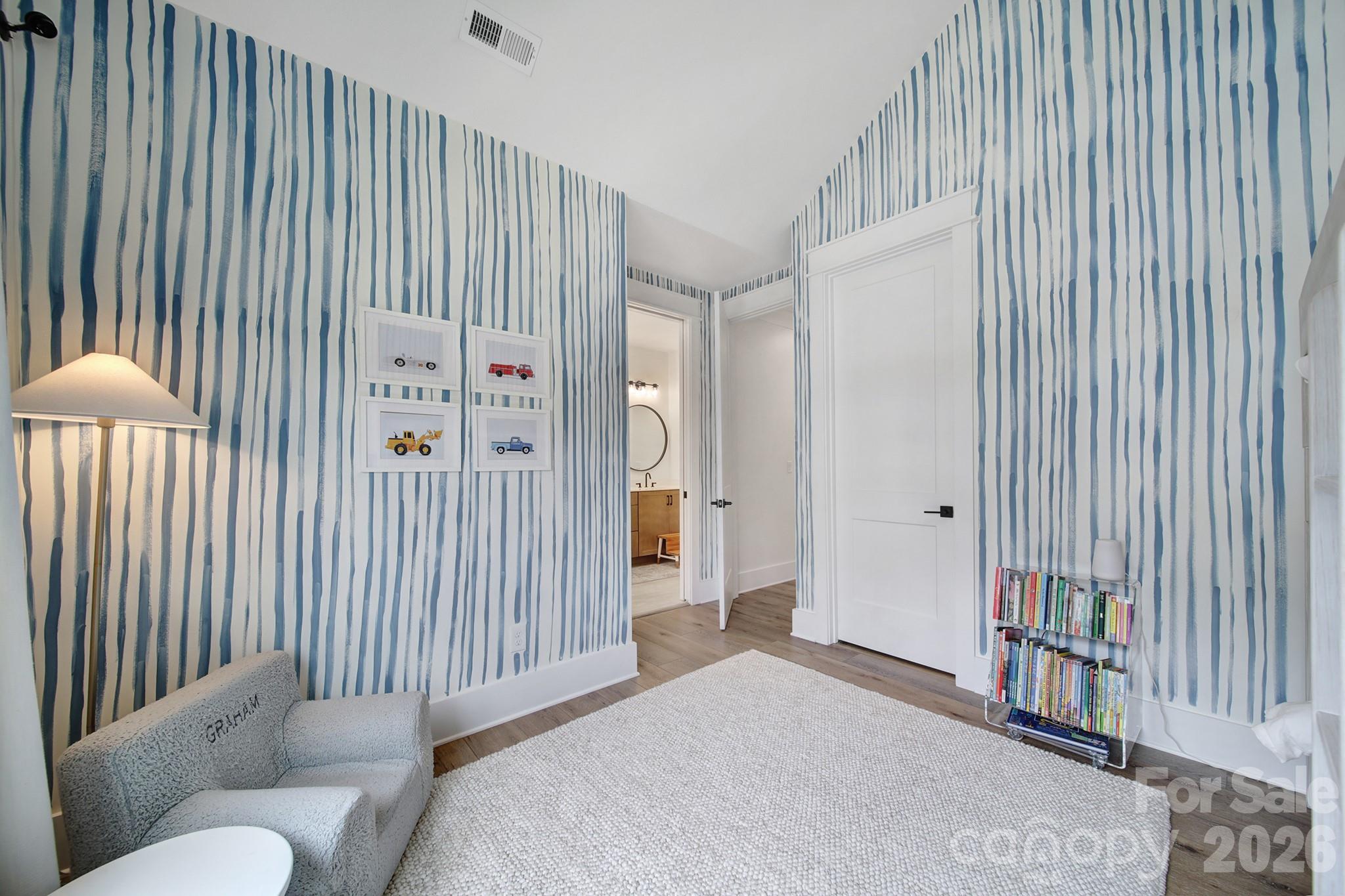 911 Laurel Creek Lane Charlotte NC 28211