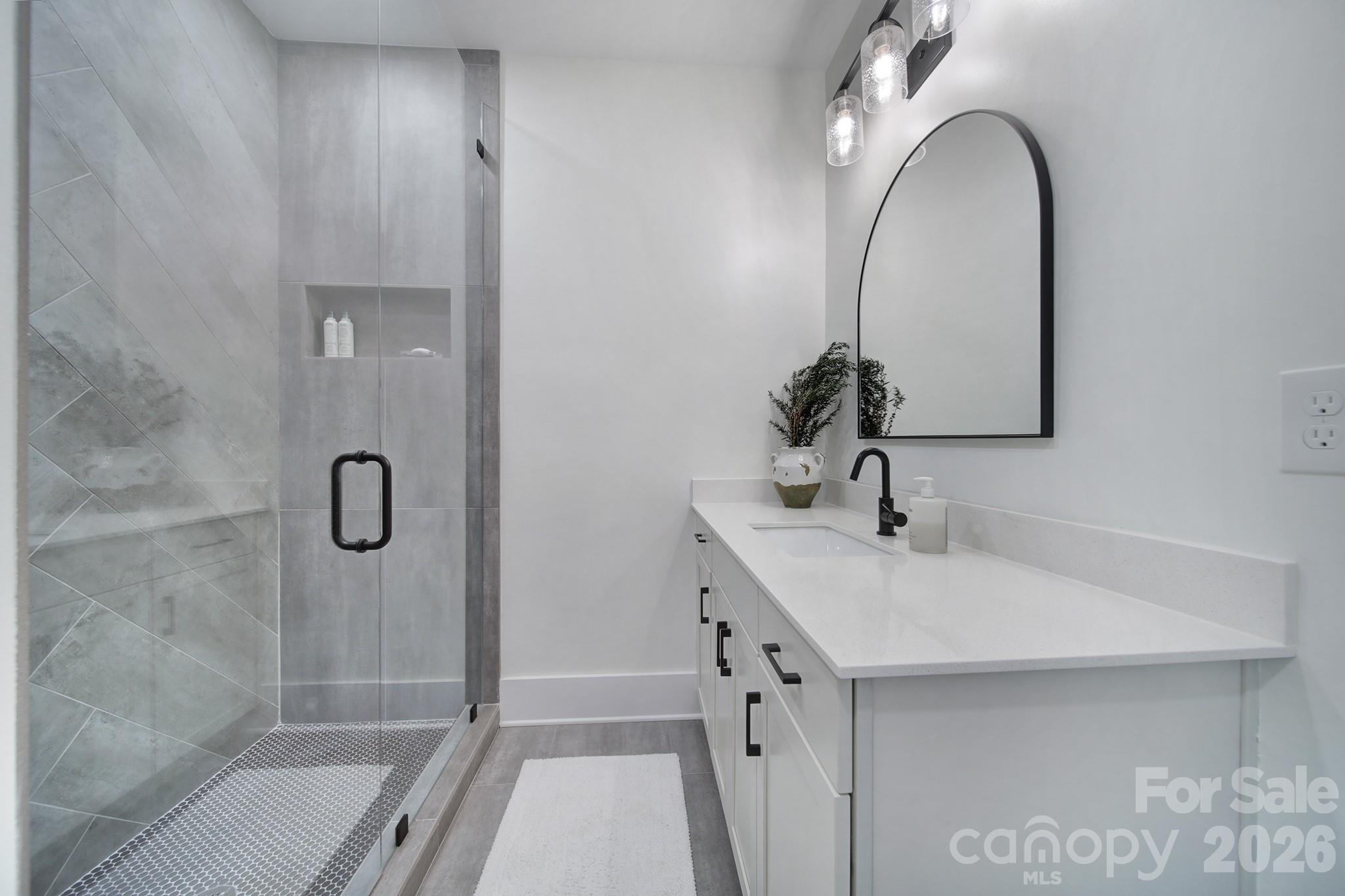 911 Laurel Creek Lane Charlotte NC 28211
