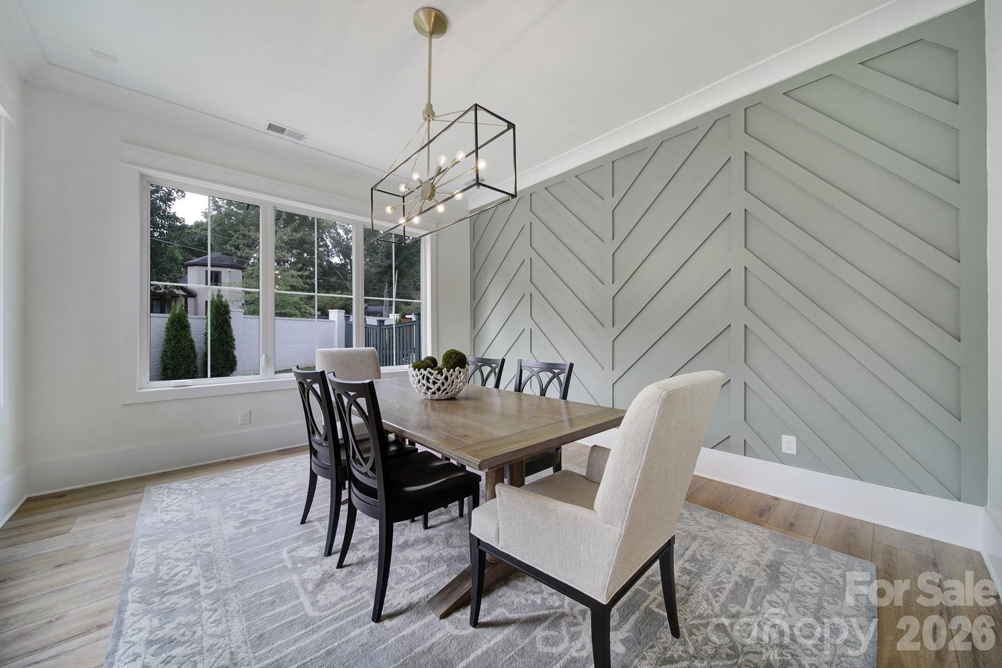 911 Laurel Creek Lane Charlotte NC 28211