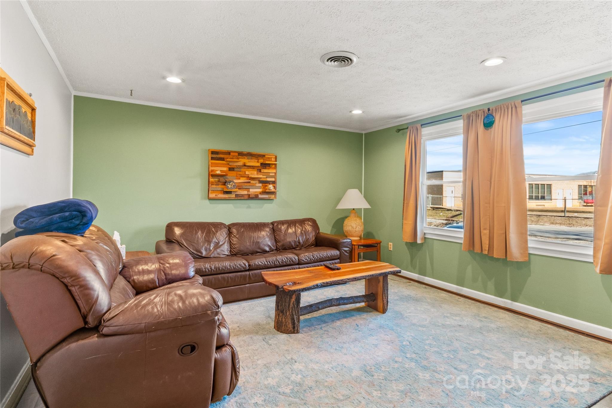 11 Oak Hill Lane Fairview NC 28730