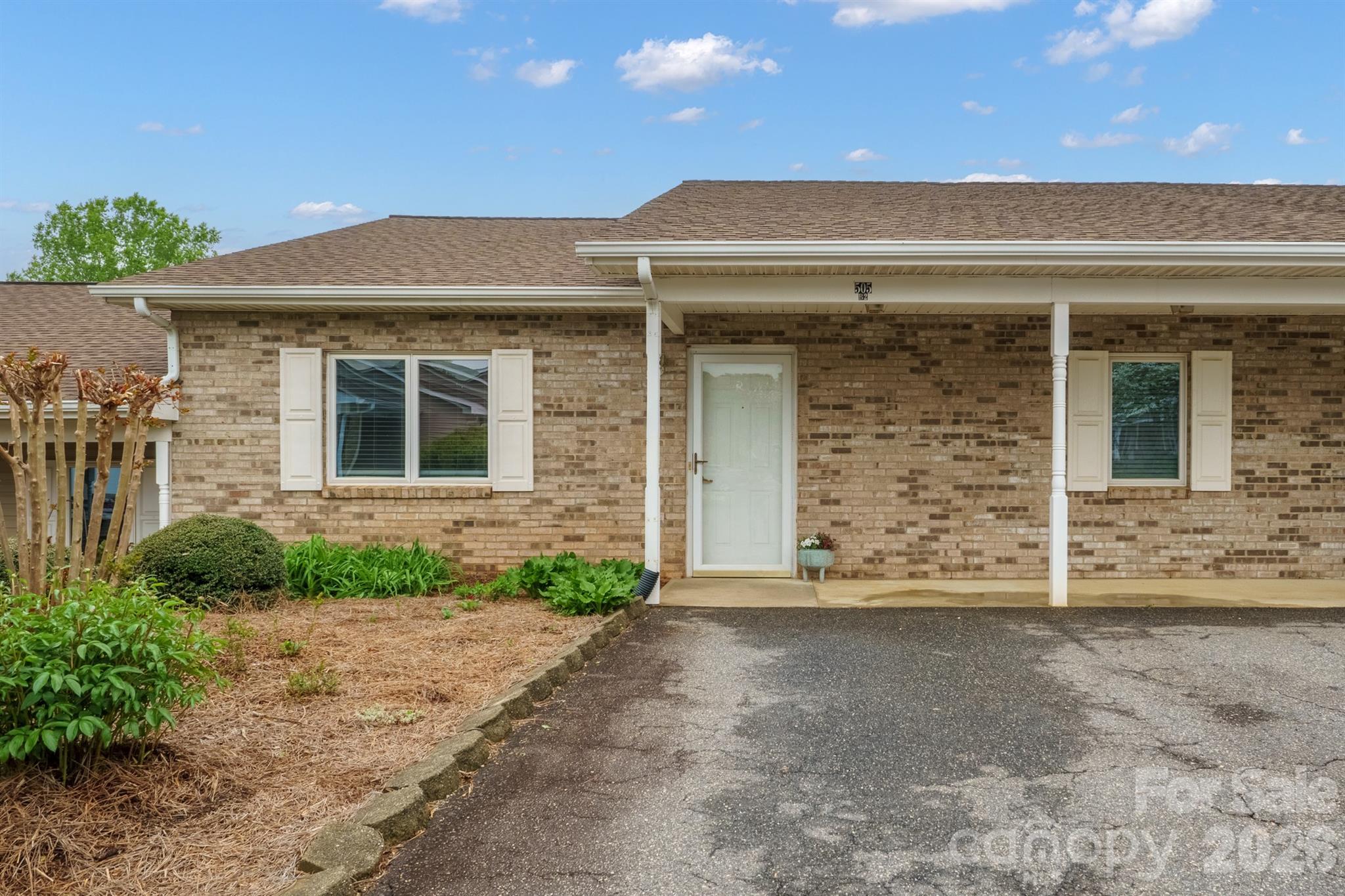 505 2nd Street Place NE Conover NC 28613