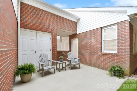 19968 Oak Leaf Circle Cornelius NC 28031