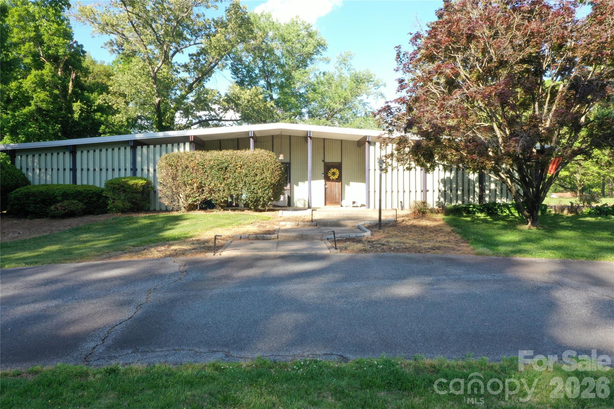 2842 Dogwood Drive Claremont NC 28610