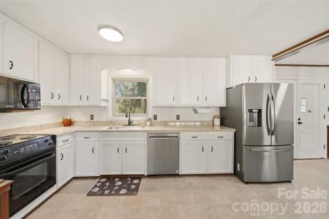 4776 Kennedy Street Hickory NC 28602