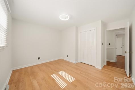 4776 Kennedy Street Hickory NC 28602