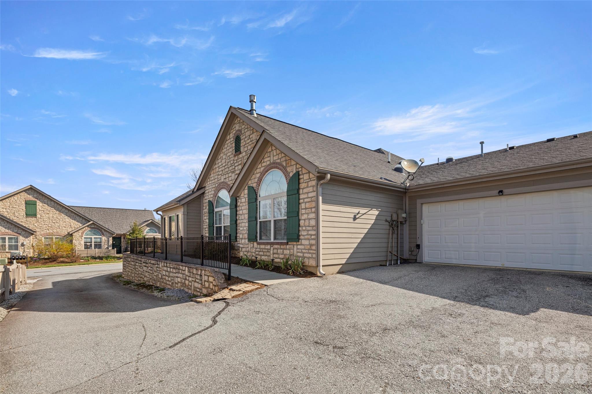 31 Braeburn Way Flat Rock NC 28731