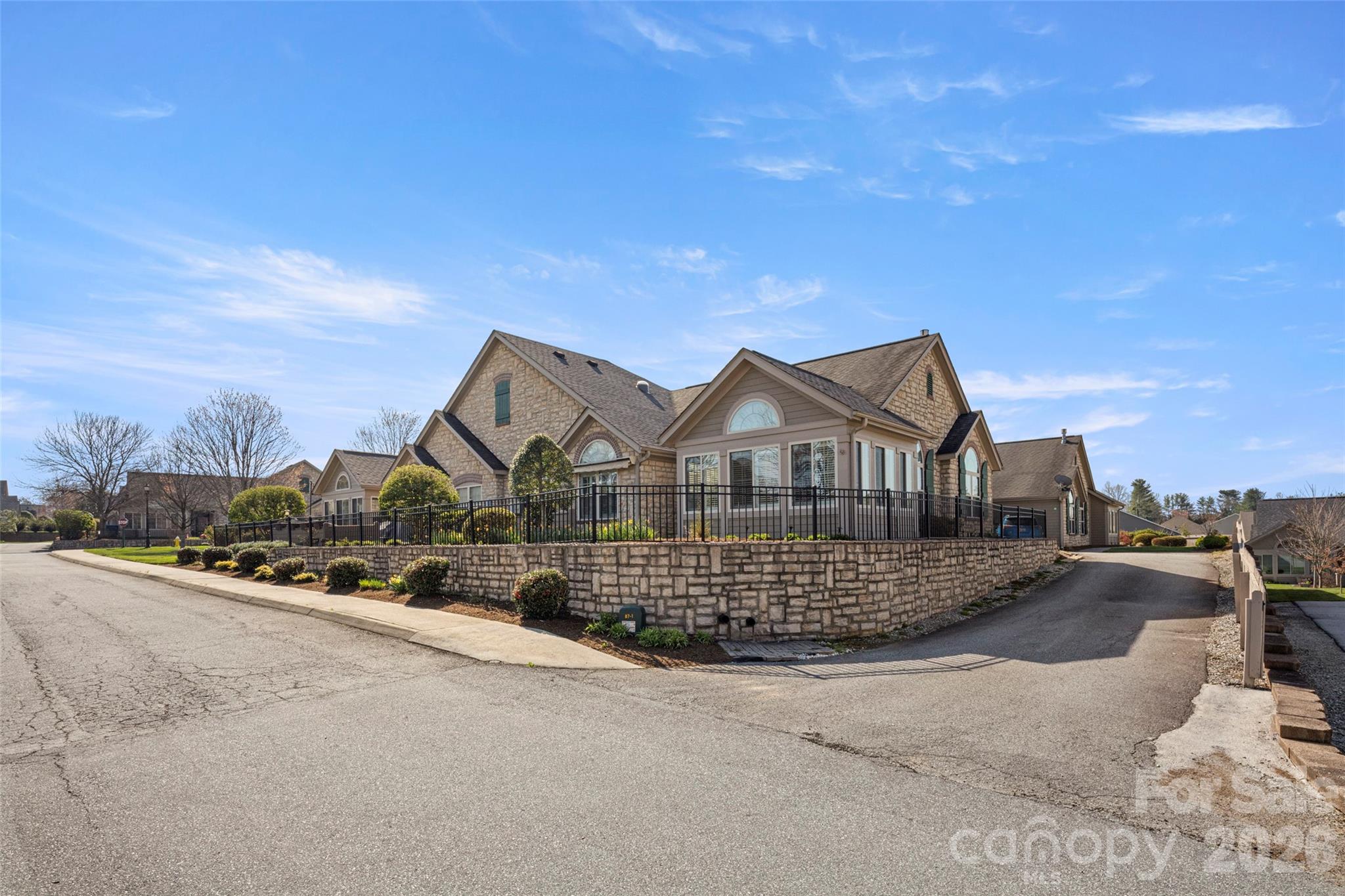 31 Braeburn Way Flat Rock NC 28731
