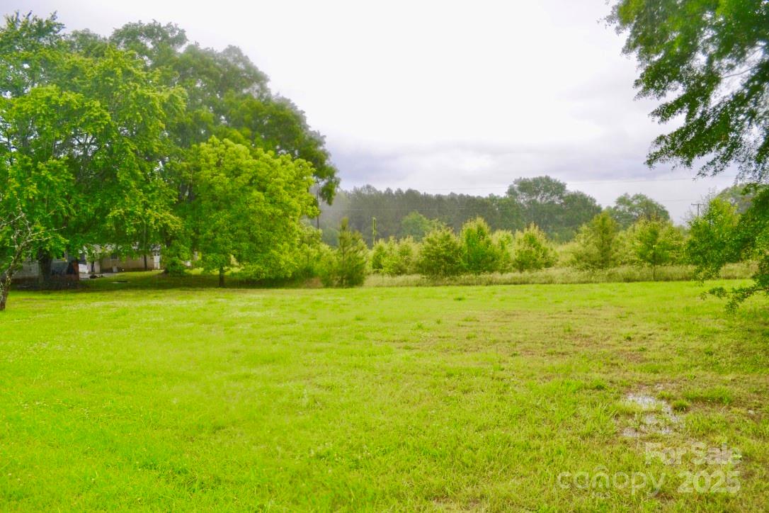1789 Chase High Road Forest City NC 28043
