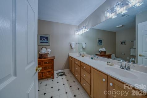 38 Sutton Knob Road Candler NC 28715