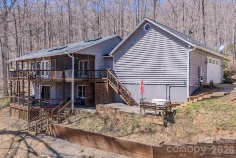 38 Sutton Knob Road Candler NC 28715