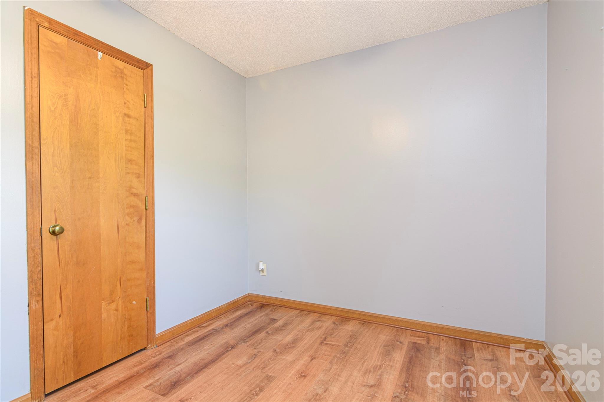 12 Mid Court Drive Asheville NC 28804