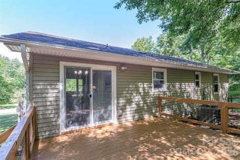 12 Mid Court Drive Asheville NC 28804