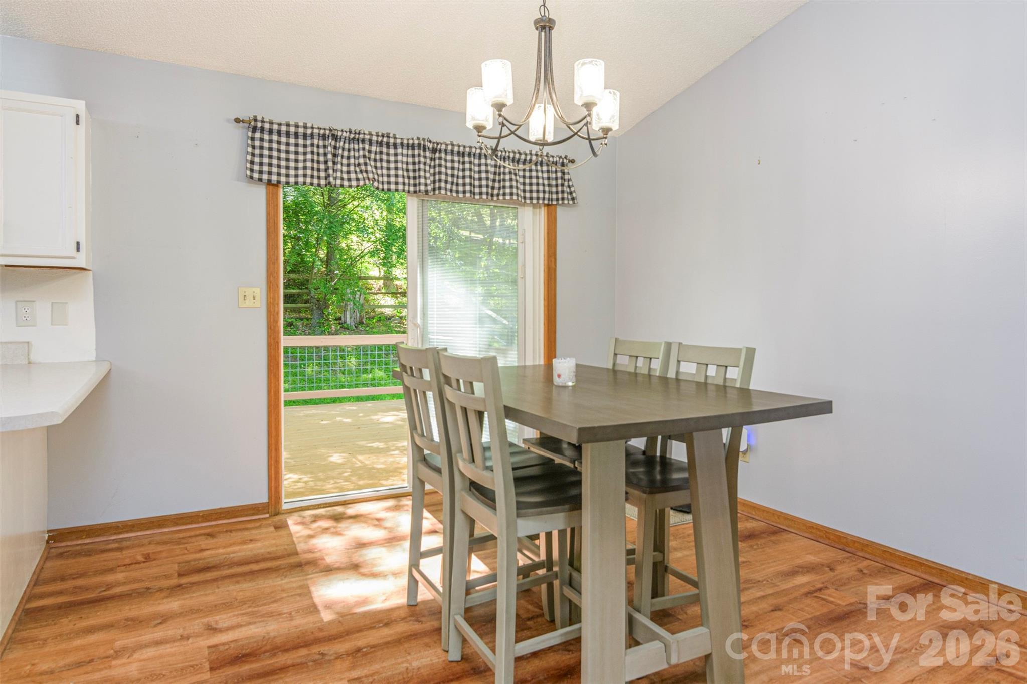 12 Mid Court Drive Asheville NC 28804
