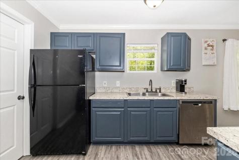3218 Broadhurst Lane Clover SC 29710
