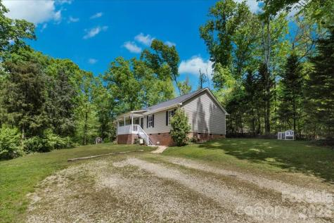 3218 Broadhurst Lane Clover SC 29710